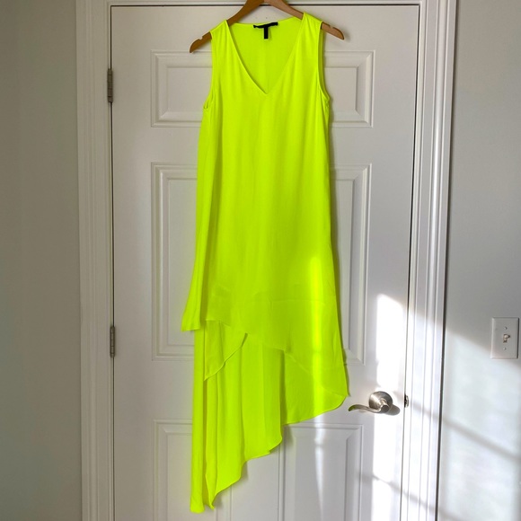 BCBG Asymmetrical Flowy Neón Dress - Picture 1 of 3